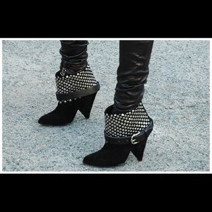 ROSEGOLD Halle black suede buckle ankle booties 6